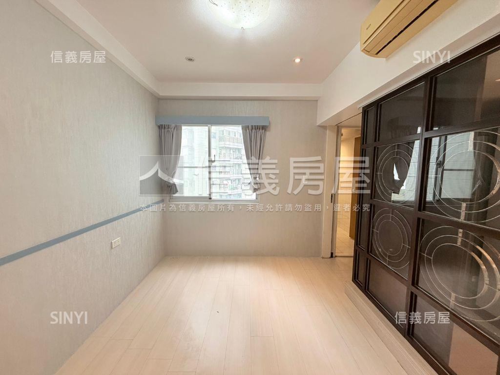 海揚美景四房車位房屋室內格局與周邊環境