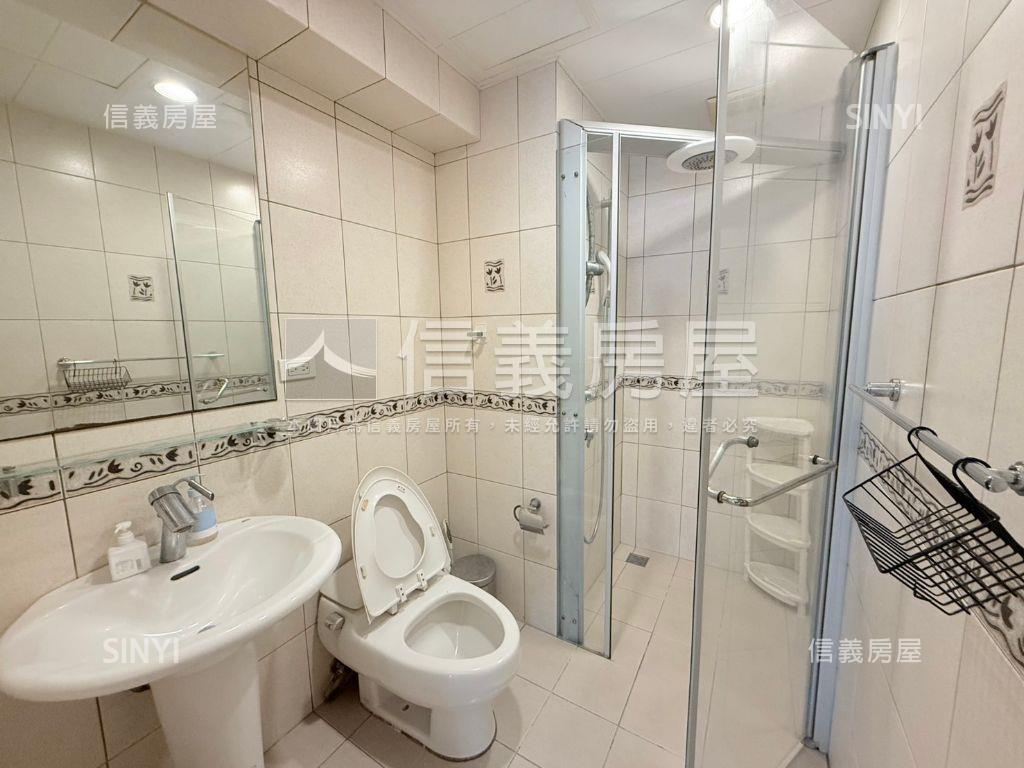 海揚美景四房車位房屋室內格局與周邊環境