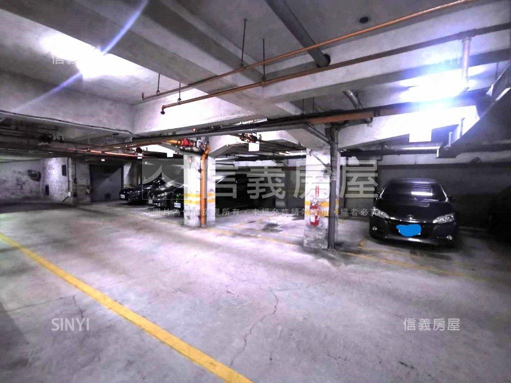 龍安天下車位房屋室內格局與周邊環境