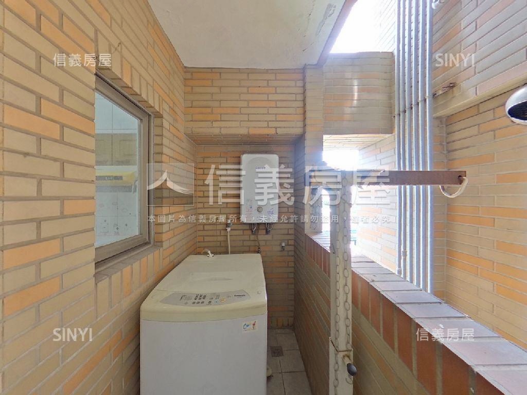 ３房有電梯！正中山路大樓房屋室內格局與周邊環境