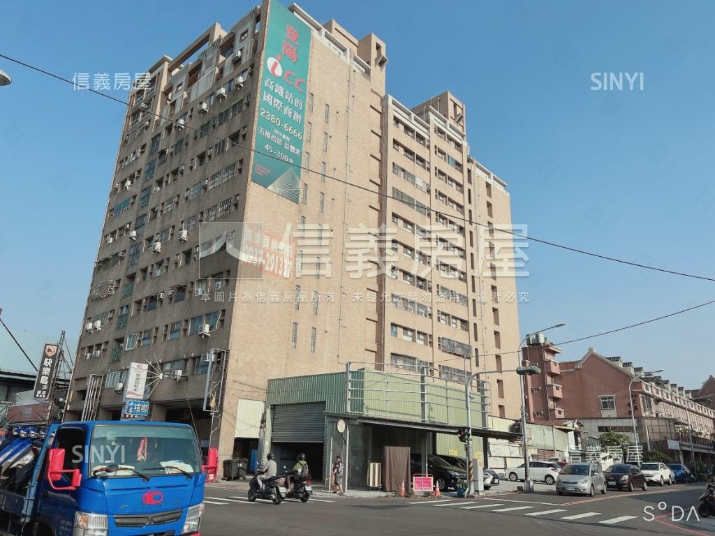 ３房有電梯！正中山路大樓房屋室內格局與周邊環境