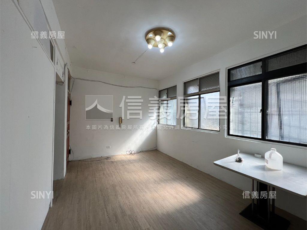 泰山低總價公寓三樓房屋室內格局與周邊環境