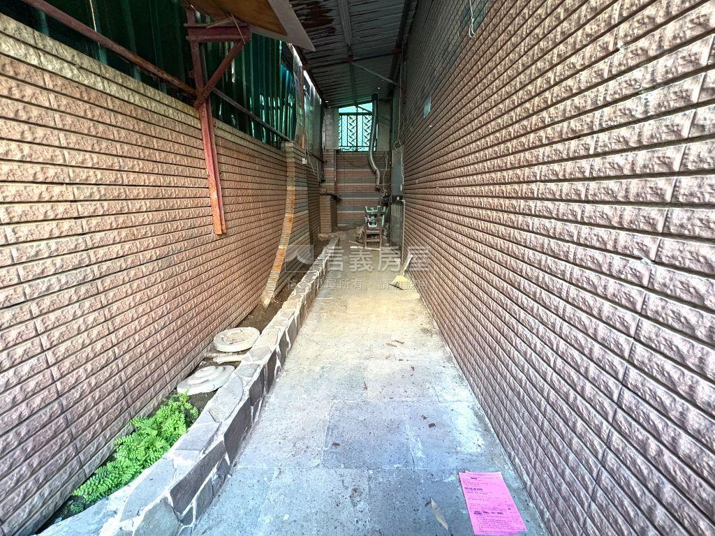 南區近體育公園透天房屋室內格局與周邊環境