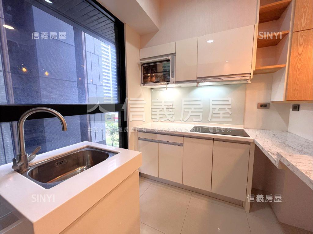 真愛趁現在兩房車位美屋房屋室內格局與周邊環境