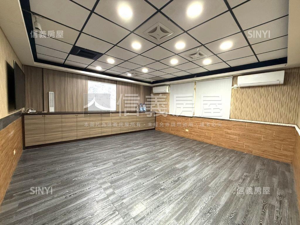 近平實邊間大面寬金店房屋室內格局與周邊環境