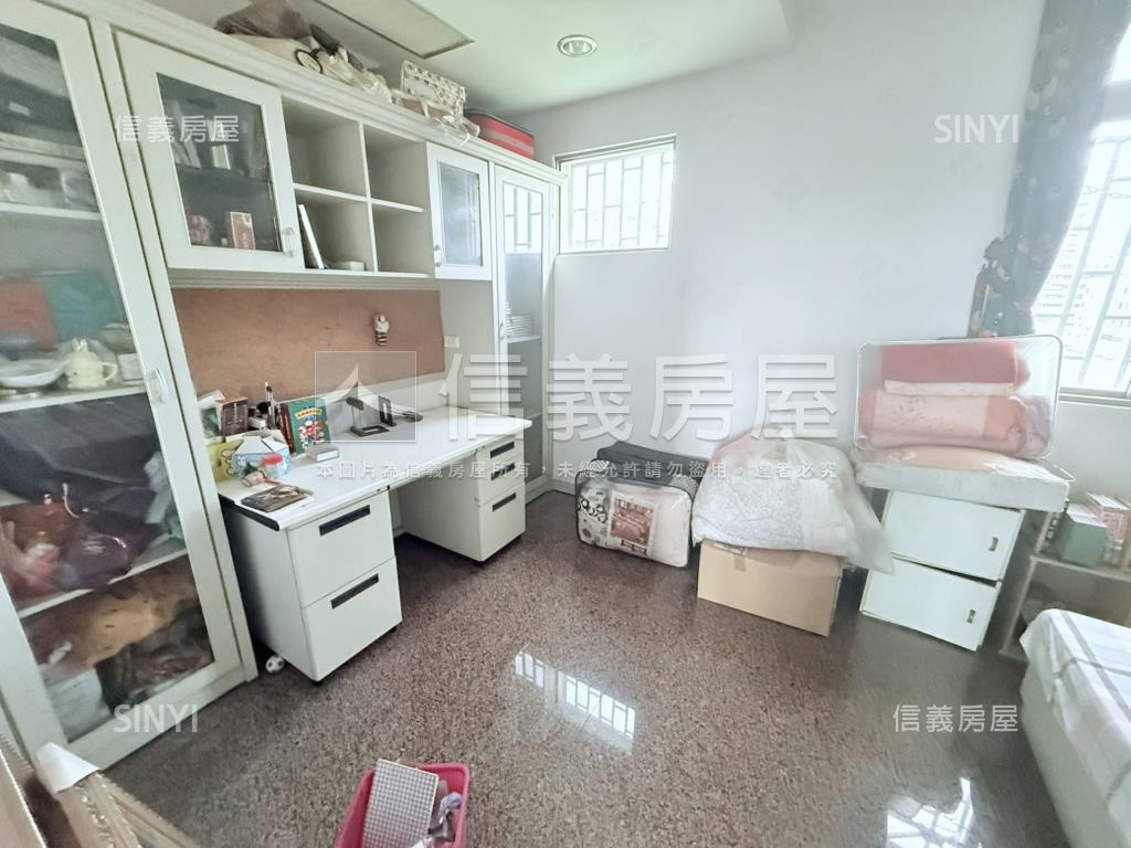 縣立書香庭園別墅房屋室內格局與周邊環境