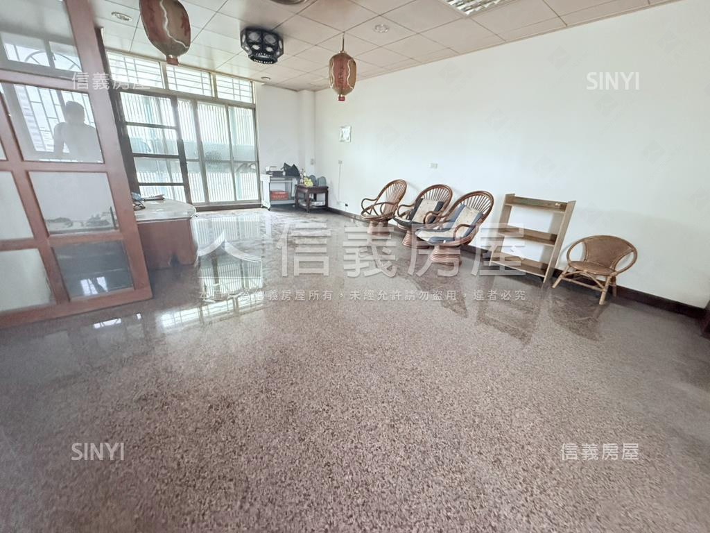 縣立書香庭園別墅房屋室內格局與周邊環境