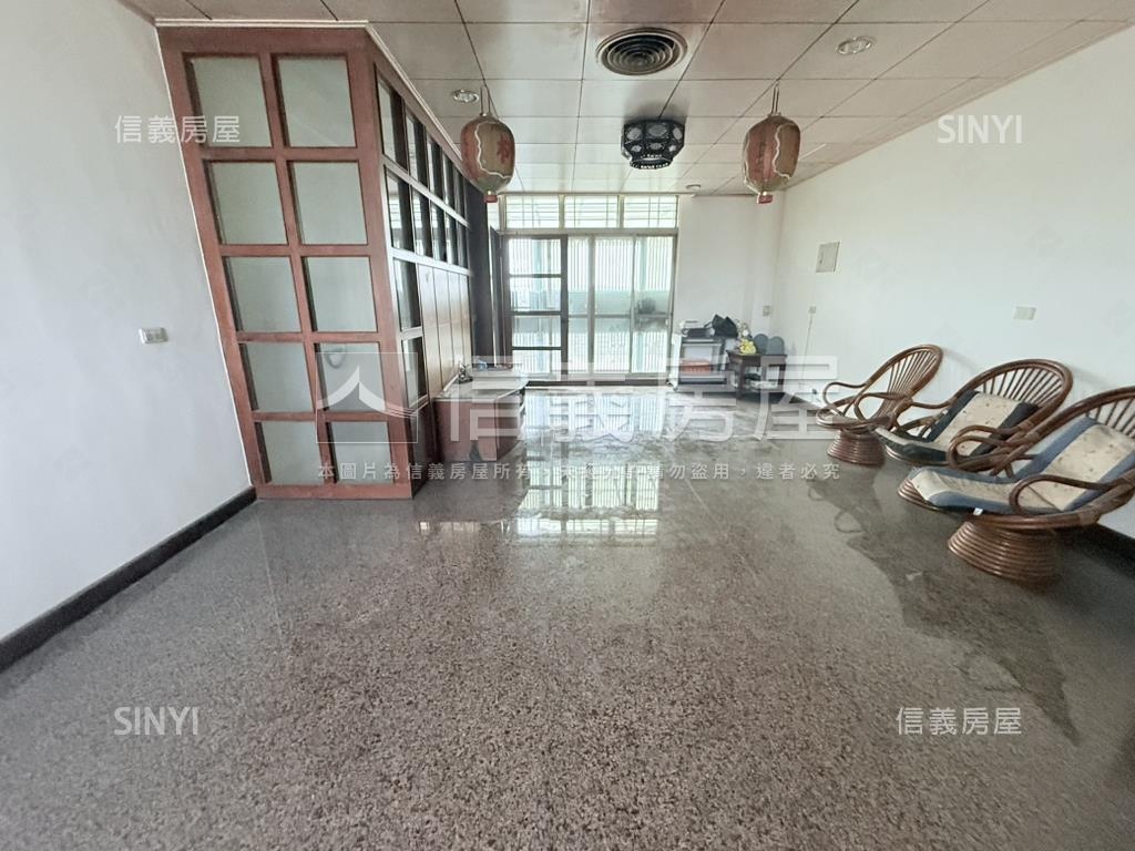 縣立書香庭園別墅房屋室內格局與周邊環境