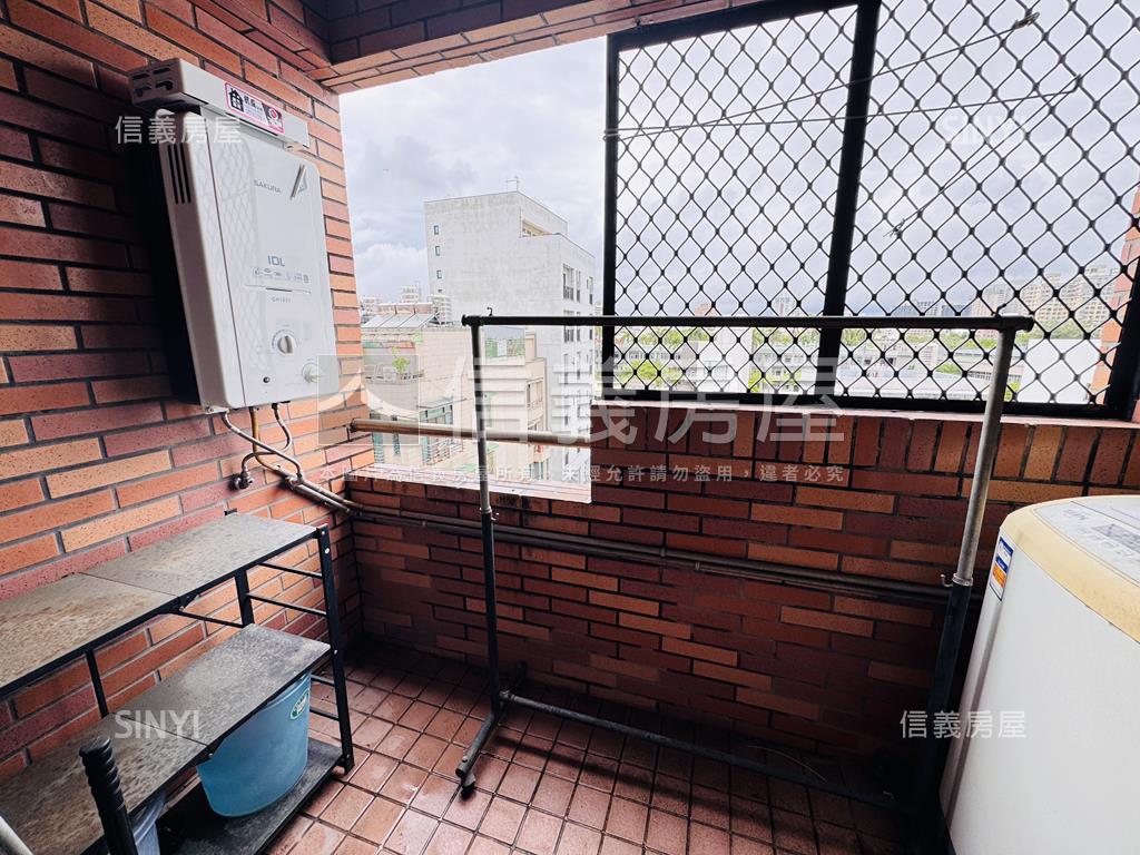 榮譽街精美套房房屋室內格局與周邊環境