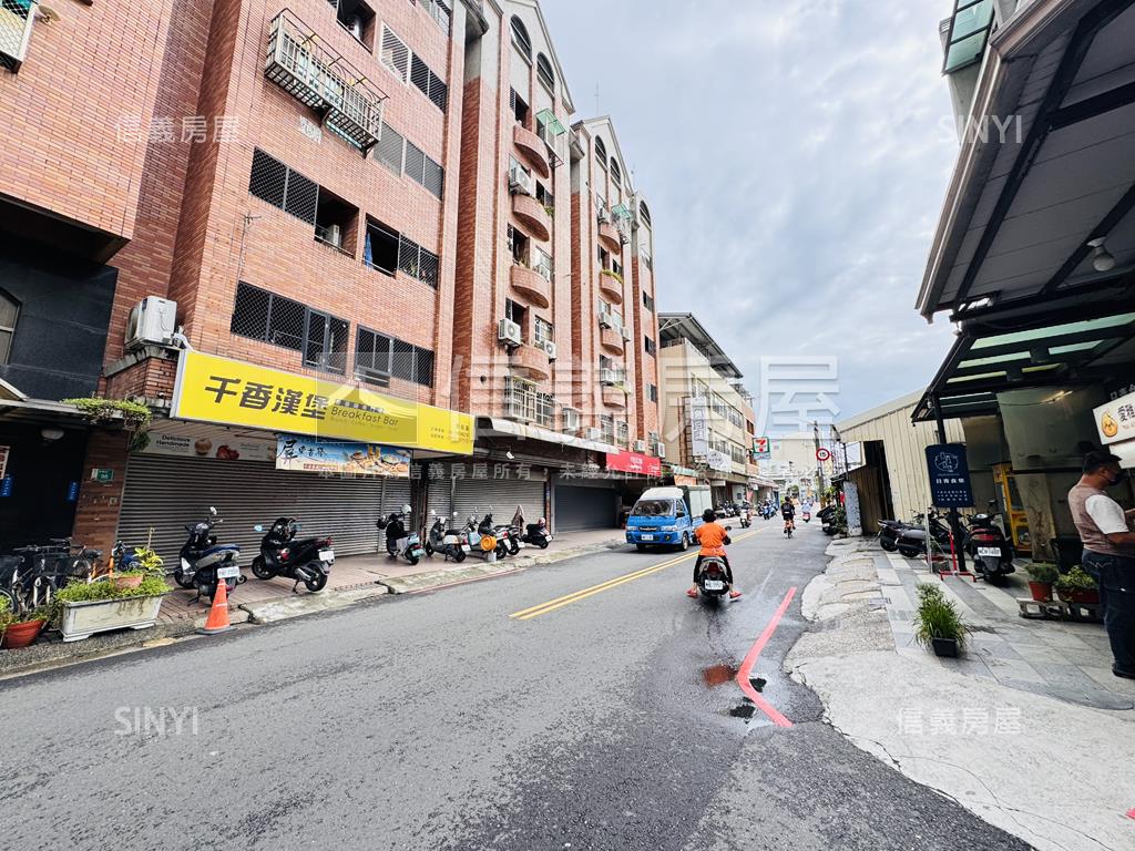 榮譽街精美套房房屋室內格局與周邊環境