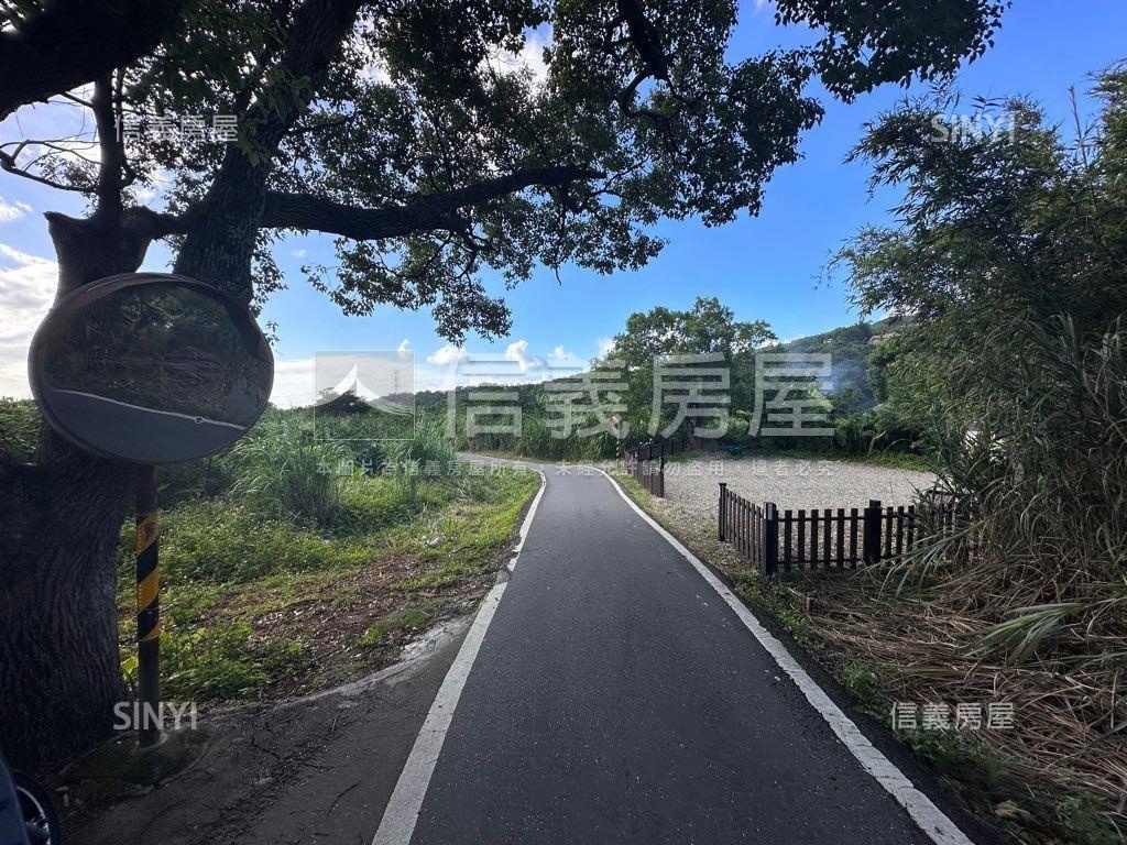 鄧公路２７８巷臨路大農地房屋室內格局與周邊環境