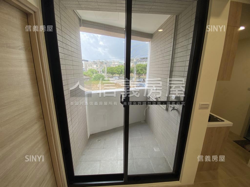 和美市中心全新兩房附車位房屋室內格局與周邊環境