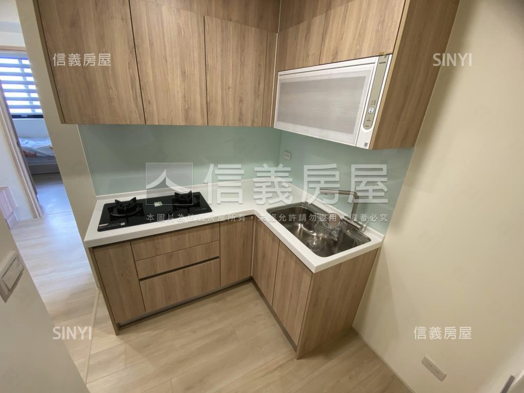 和美市中心全新兩房附車位房屋室內格局與周邊環境