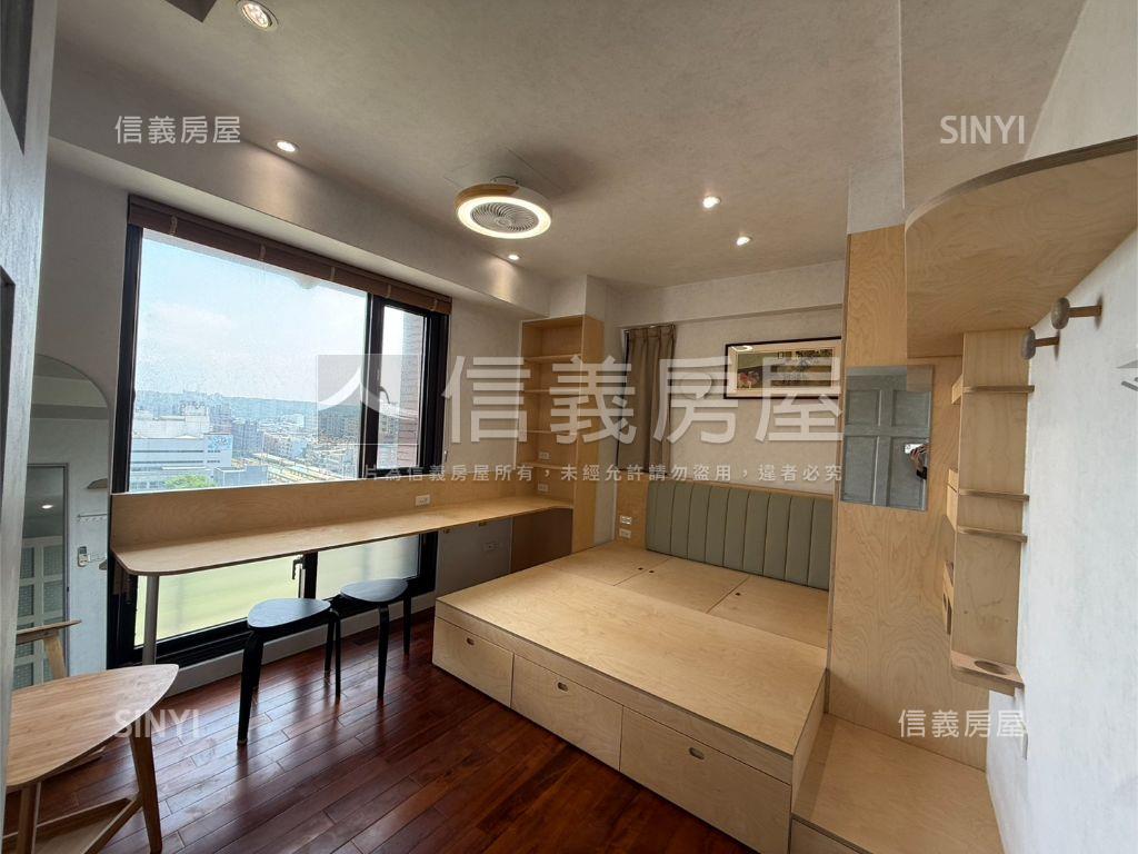 急售大地風華有車位房屋室內格局與周邊環境
