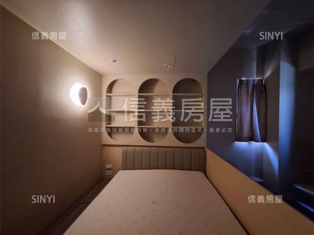 急售大地風華有車位房屋室內格局與周邊環境