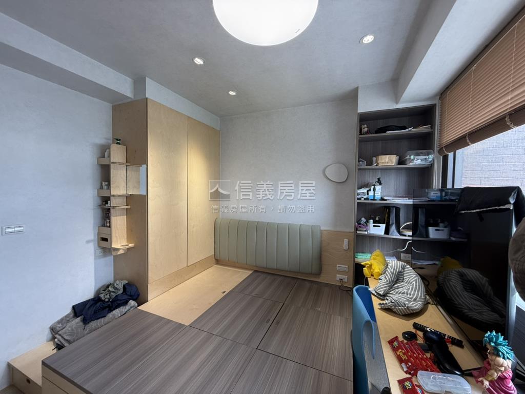 急售大地風華大三房房屋室內格局與周邊環境