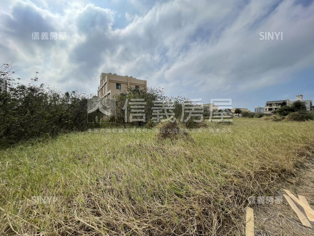 伸港鄉百坪方正美地房屋室內格局與周邊環境