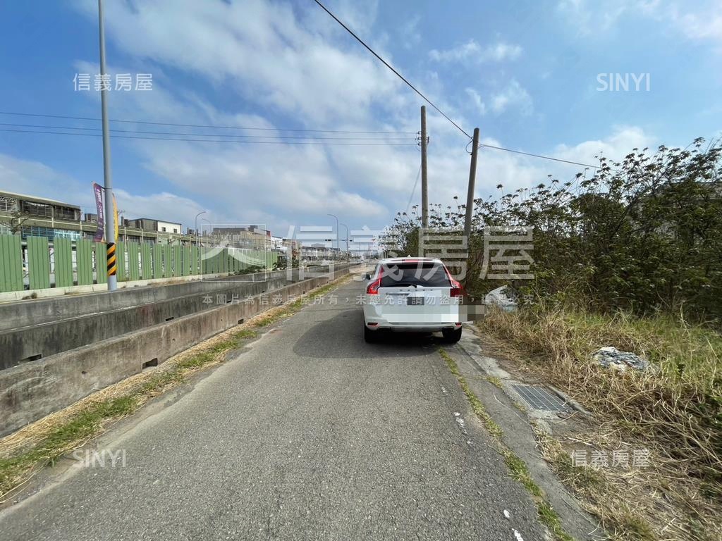 伸港鄉百坪方正美地房屋室內格局與周邊環境