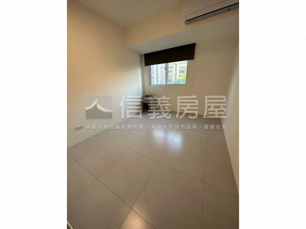 實小獨棟裝潢美廈房屋室內格局與周邊環境