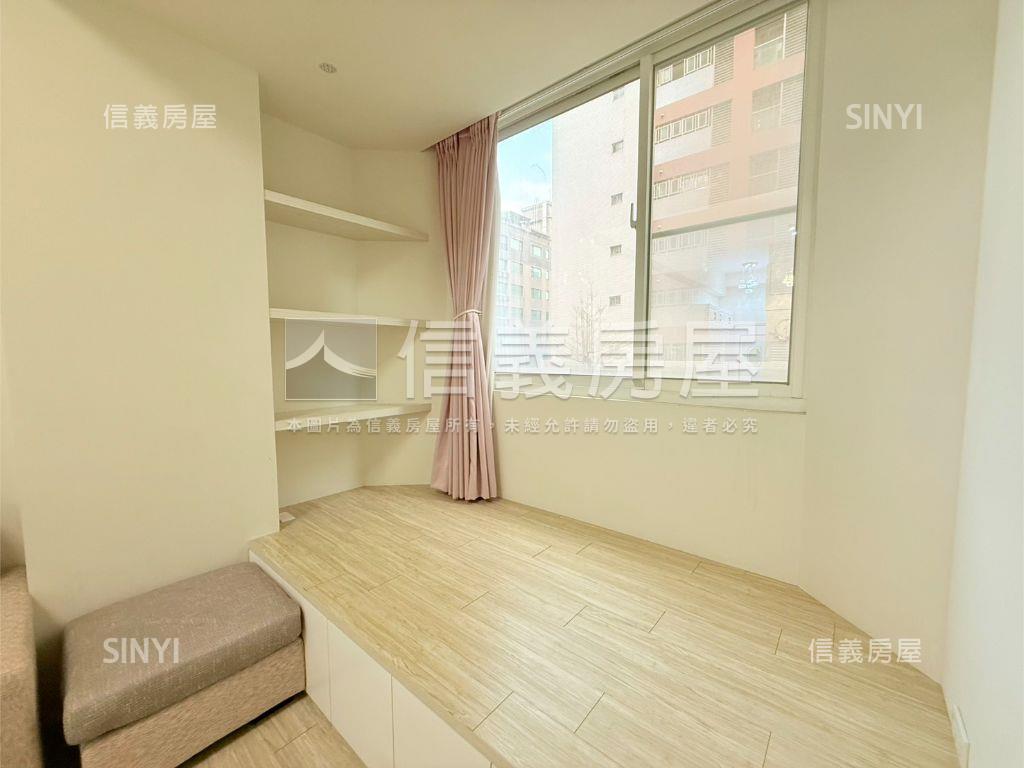 爵仕堡美裝露臺戶房屋室內格局與周邊環境