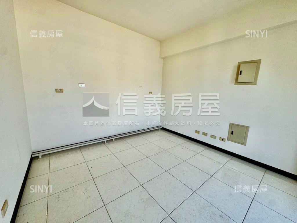 裕國天泉溫泉邊間別墅房屋室內格局與周邊環境