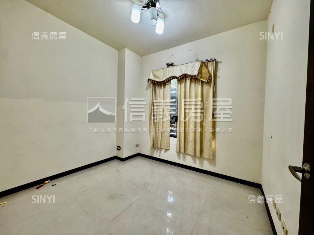 裕國天泉溫泉邊間別墅房屋室內格局與周邊環境