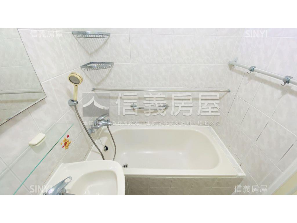 登峰名人小資溫馨宅房屋室內格局與周邊環境