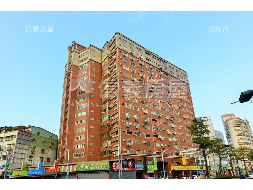 登峰名人小資溫馨宅房屋室內格局與周邊環境