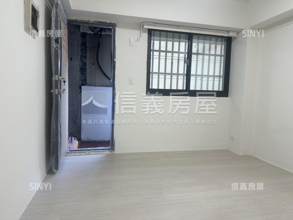 巴黎大樓套房房屋室內格局與周邊環境