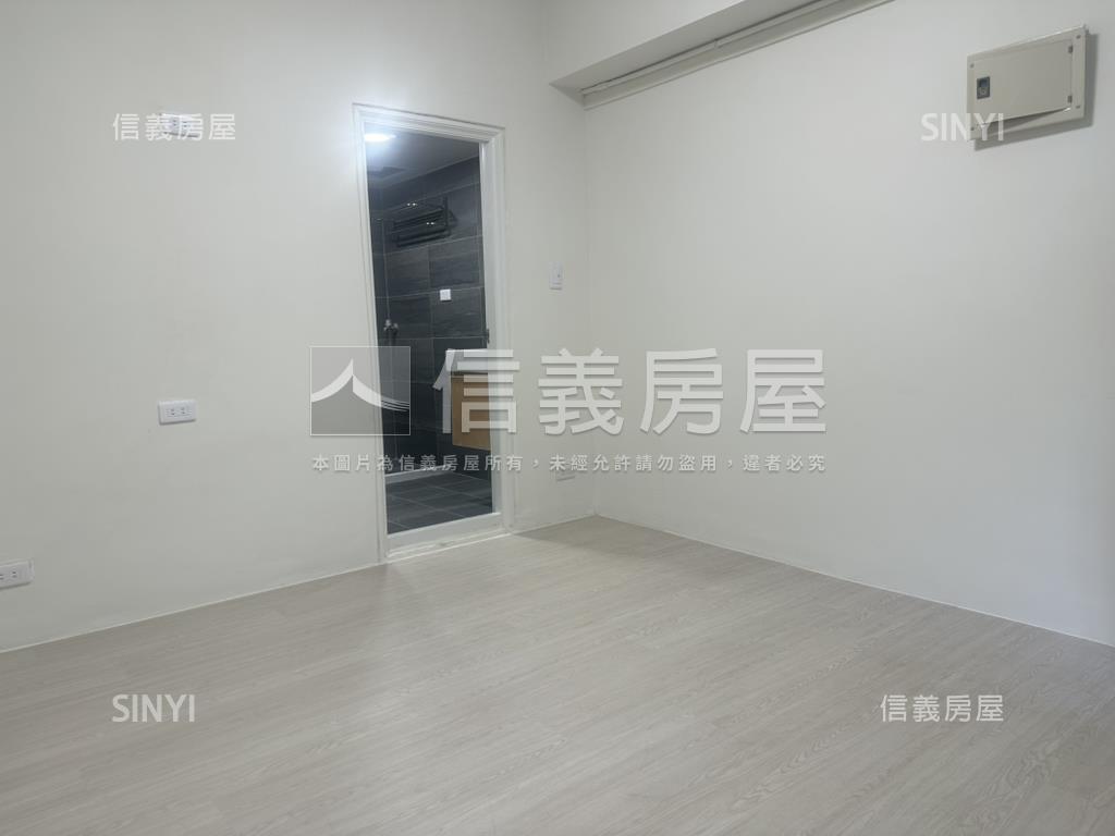 巴黎大樓套房房屋室內格局與周邊環境