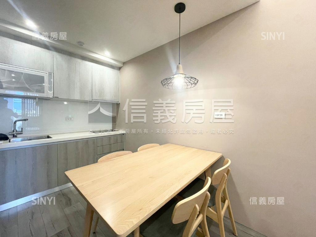 專任近興大美裝潢兩房平車房屋室內格局與周邊環境