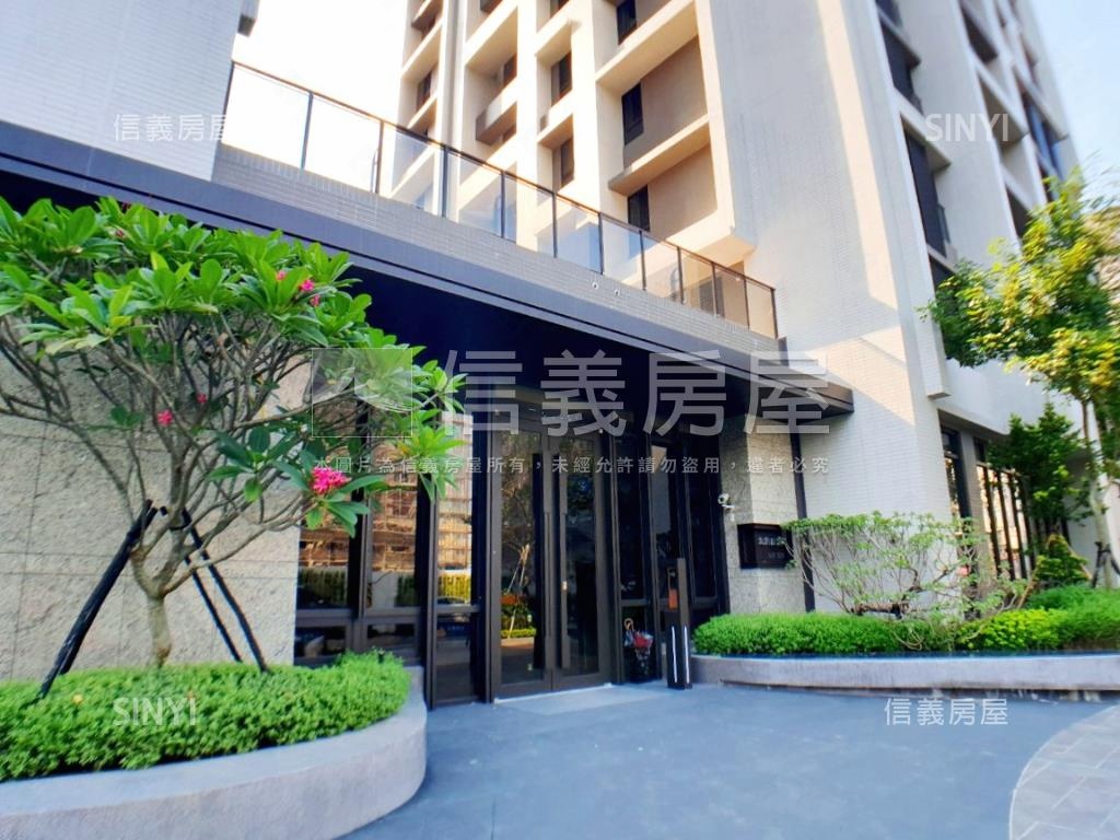 專任近興大美裝潢兩房平車房屋室內格局與周邊環境