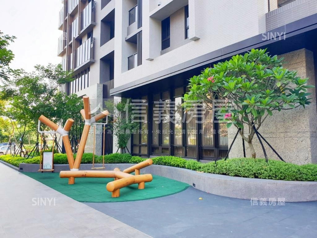 專任近興大美裝潢兩房平車房屋室內格局與周邊環境