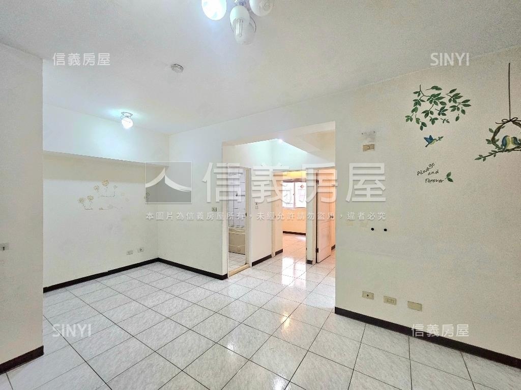 低總價近文心崇德捷運兩房房屋室內格局與周邊環境