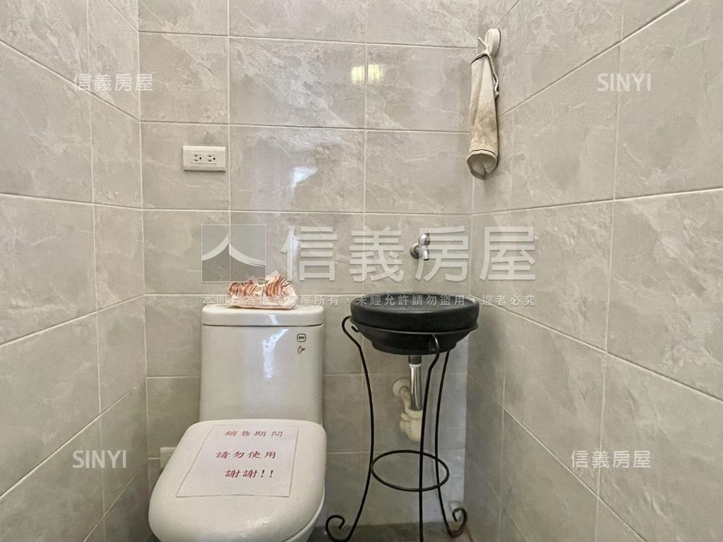 近愛河低總價活巷透天房屋室內格局與周邊環境