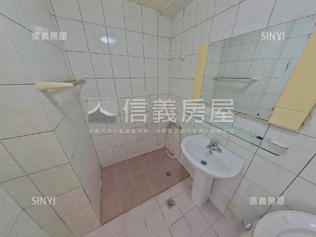 江翠公園景觀三房車位房屋室內格局與周邊環境