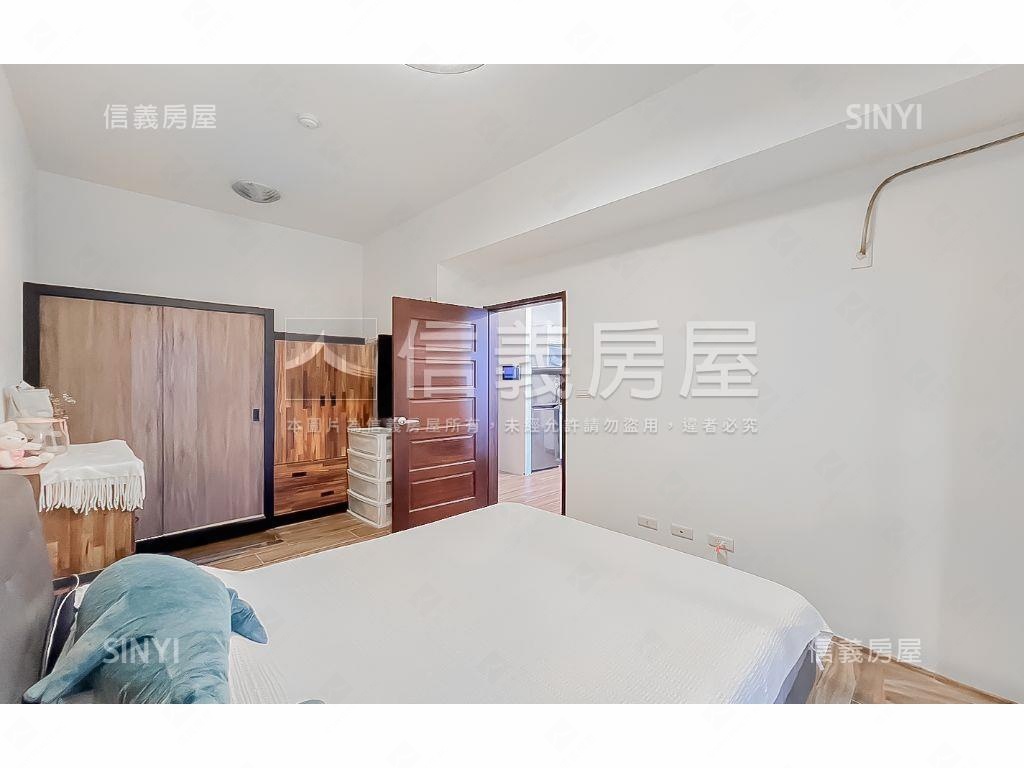 專任ＩＮＮ１２稀有大一房房屋室內格局與周邊環境