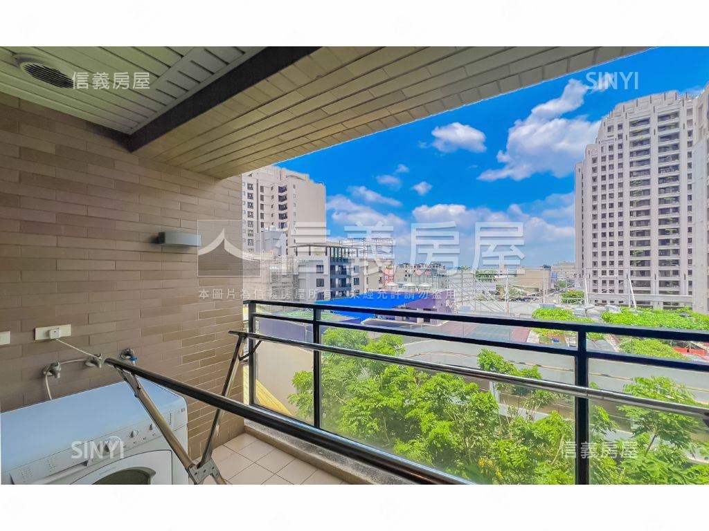 專任ＩＮＮ１２稀有大一房房屋室內格局與周邊環境