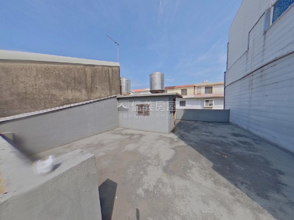 近南清大靜巷透天房屋室內格局與周邊環境