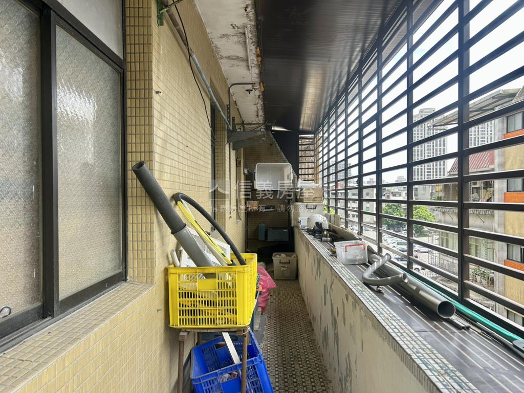 捷運海山˙頂樓藏富寓房屋室內格局與周邊環境