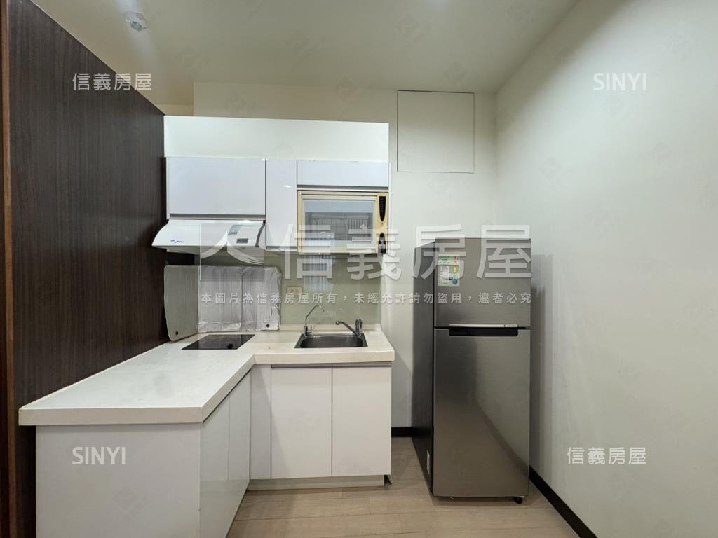 頂高Ｉ－ＬＩＦＥ房屋室內格局與周邊環境