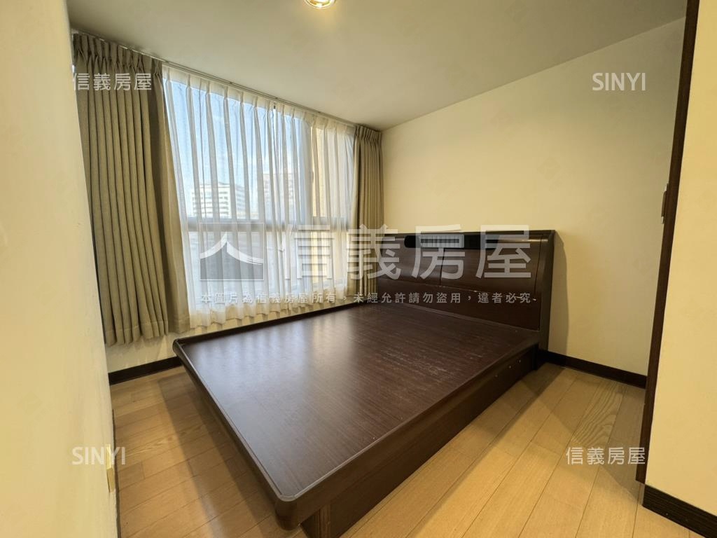 頂高Ｉ－ＬＩＦＥ房屋室內格局與周邊環境