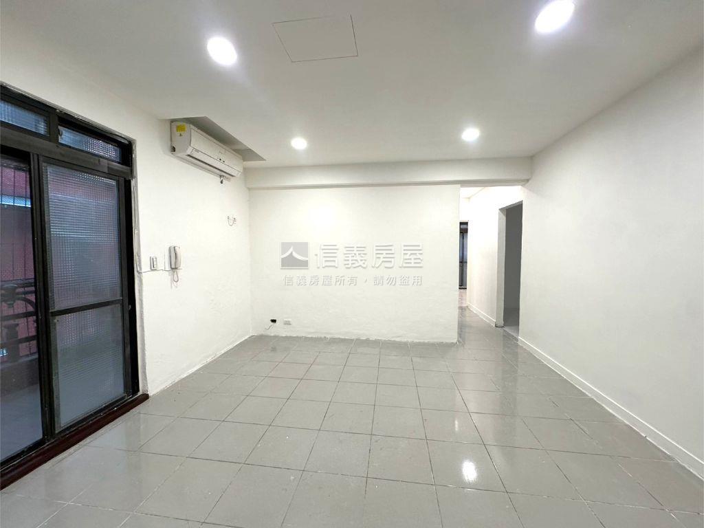 煥然一新明亮邊間大四房房屋室內格局與周邊環境
