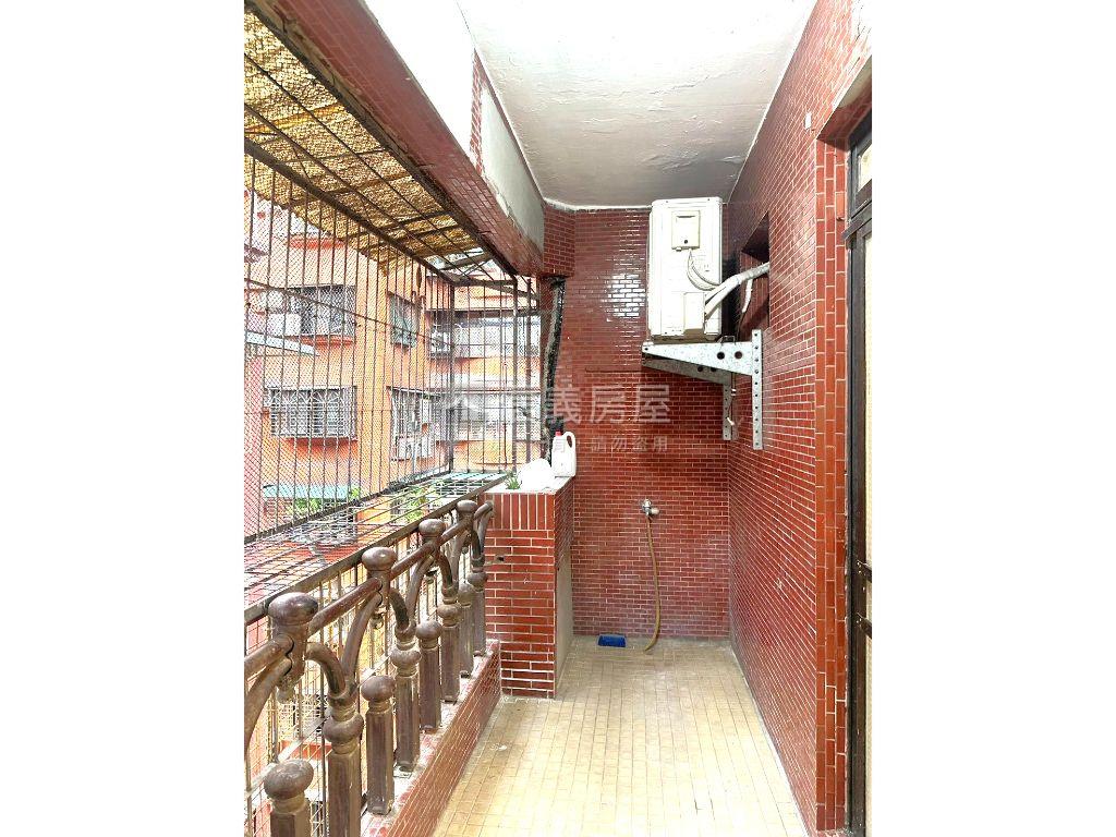 煥然一新明亮邊間大四房房屋室內格局與周邊環境