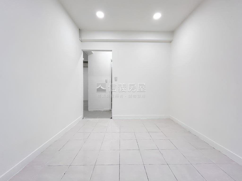 煥然一新明亮邊間大四房房屋室內格局與周邊環境