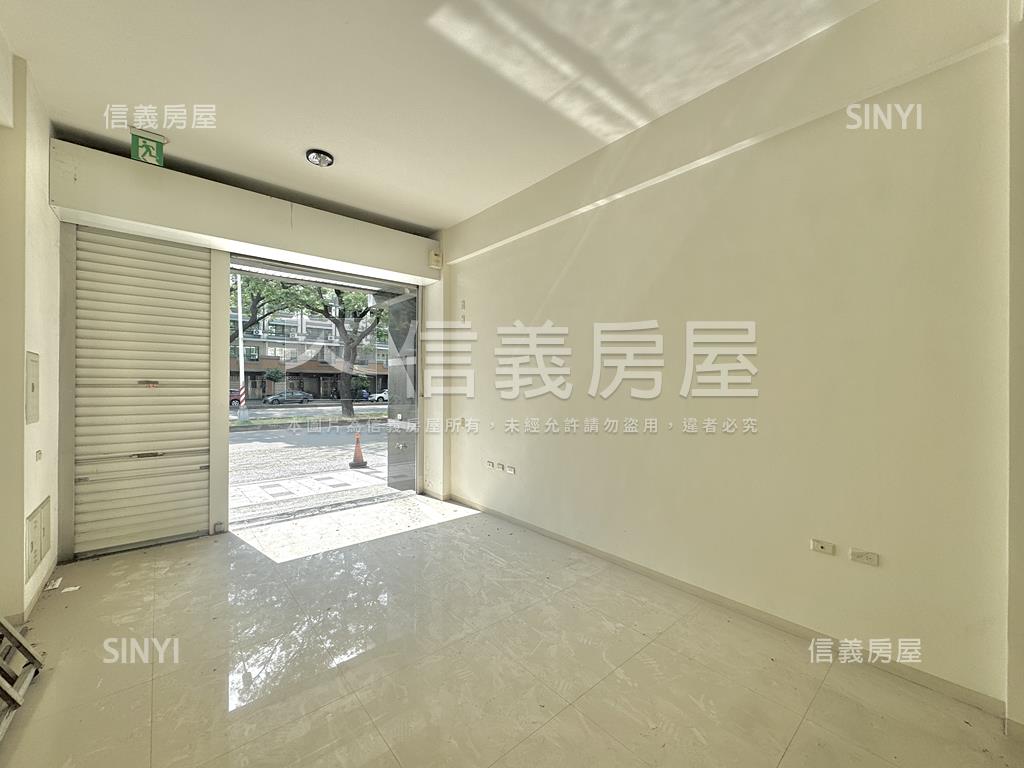 土庫重劃區稀有正路透店房屋室內格局與周邊環境