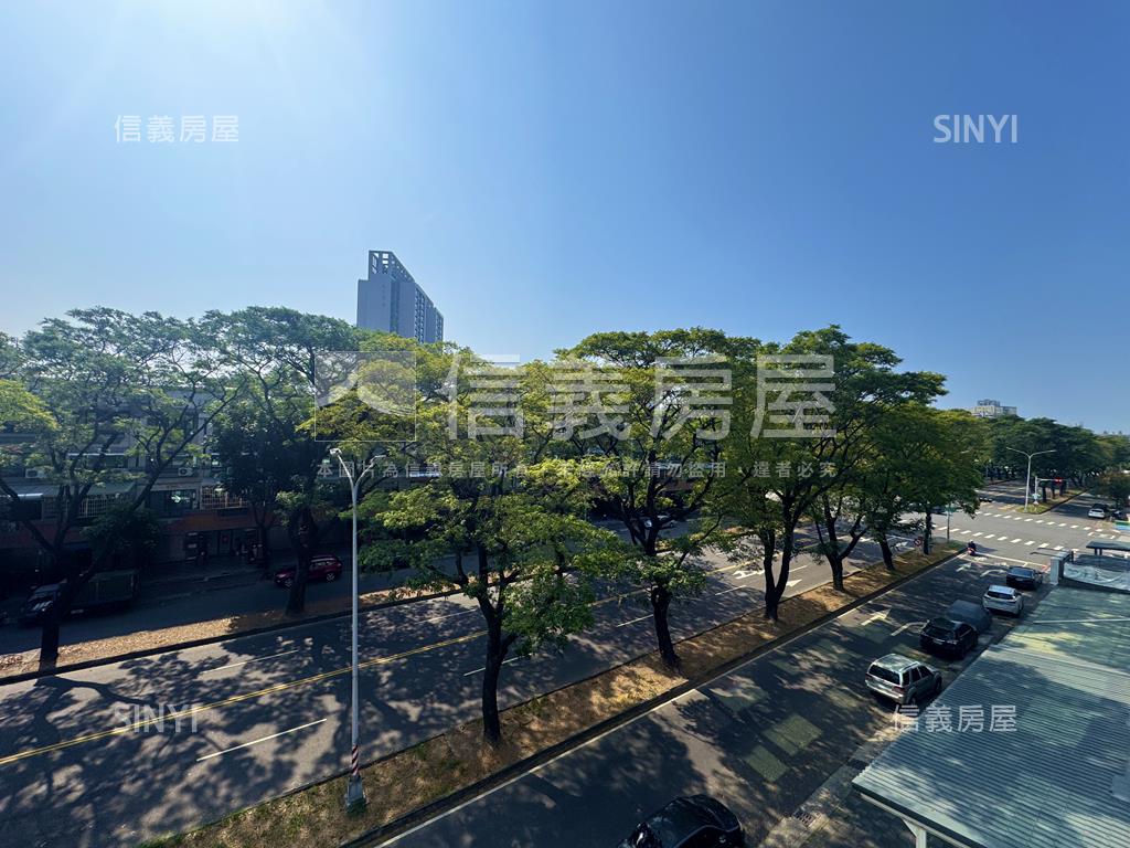 土庫重劃區稀有正路透店房屋室內格局與周邊環境