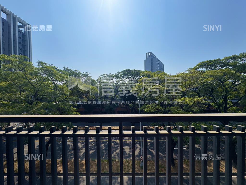 土庫重劃區稀有正路透店房屋室內格局與周邊環境