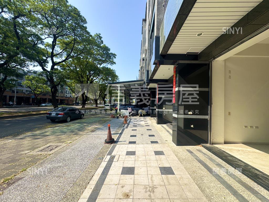 土庫重劃區稀有正路透店房屋室內格局與周邊環境