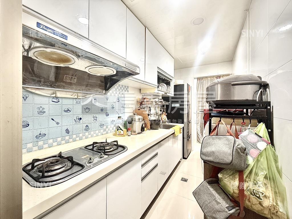 和合和丰三房車位房屋室內格局與周邊環境